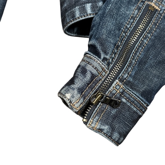 John Varvatos Distressed Blue Zipper Denim Jacket - Picture 6 of 9